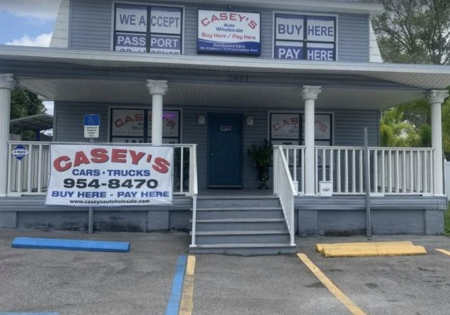 NeoVan_Rentals_Bradenton_1